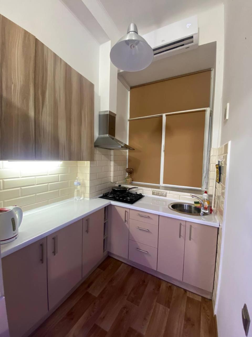 Apartment центр, галицький район, площа ринок, оперний театр, вулиця котлярська 5