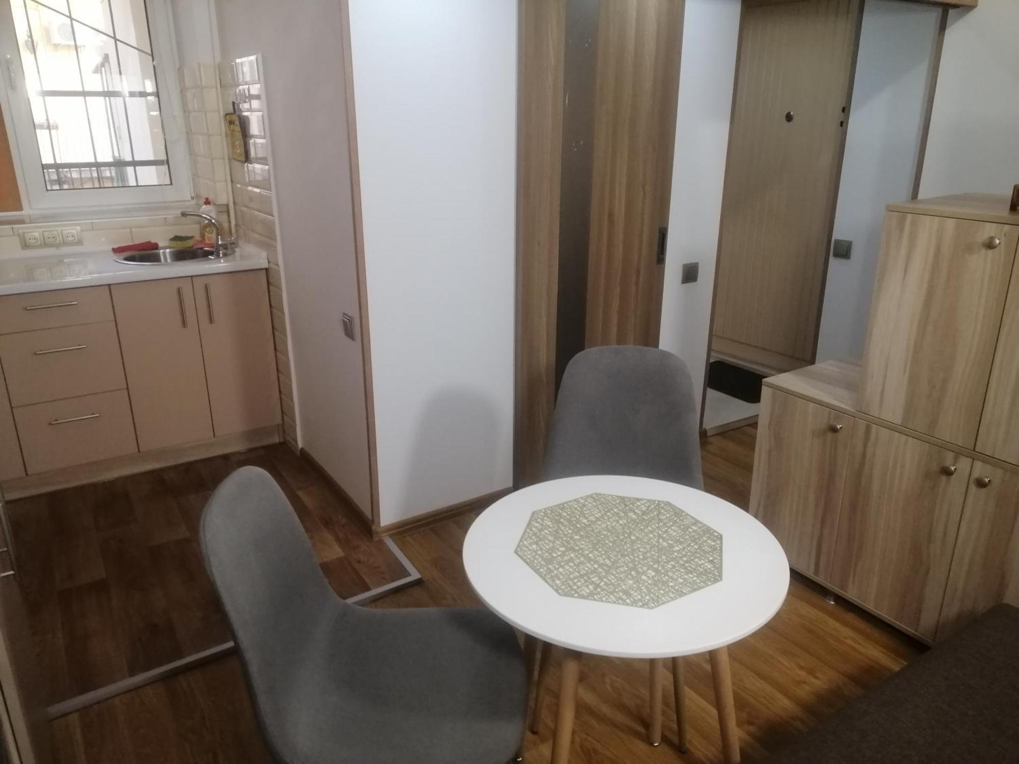 центр, галицький район, площа ринок, оперний театр, вулиця котлярська 5 * Lviv